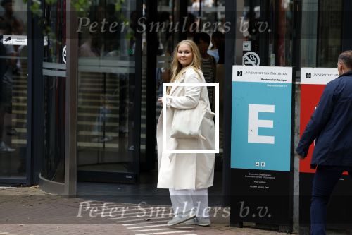 Amsterdam 5 september 2022
Prinses Amalia arriveert bij de UVA op haar eerste schooldag . Er was heel veel pers aanwezig.