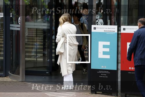 Amsterdam 5 september 2022
Prinses Amalia arriveert bij de UVA op haar eerste schooldag . Er was heel veel pers aanwezig.