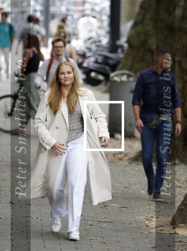 Amsterdam 5 september 2022
Prinses Amalia arriveert bij de UVA op haar eerste schooldag . Er was heel veel pers aanwezig.