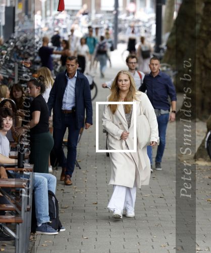 Amsterdam 5 september 2022
Prinses Amalia arriveert bij de UVA op haar eerste schooldag . Er was heel veel pers aanwezig.