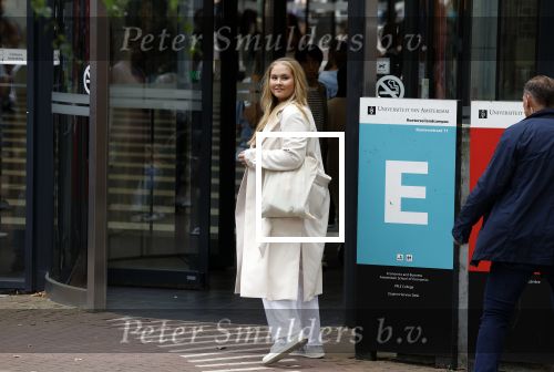 Amsterdam 5 september 2022
Prinses Amalia arriveert bij de UVA op haar eerste schooldag . Er was heel veel pers aanwezig.