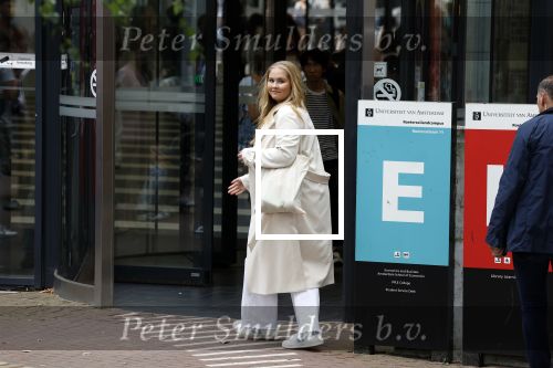 Amsterdam 5 september 2022
Prinses Amalia arriveert bij de UVA op haar eerste schooldag . Er was heel veel pers aanwezig.