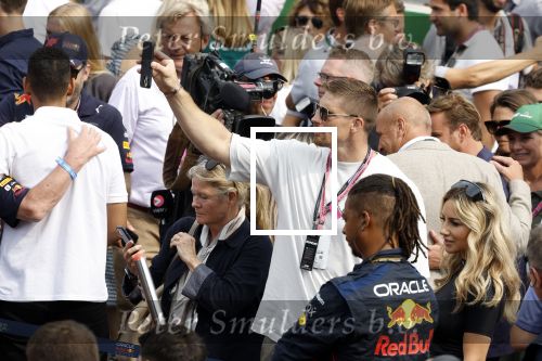 Zandvoort 4 september 2022
Nederlandse F1 Grand Prix op circuit Zandvoort.
Rico Verhoeven met zijn vriendin Naomi v Beem