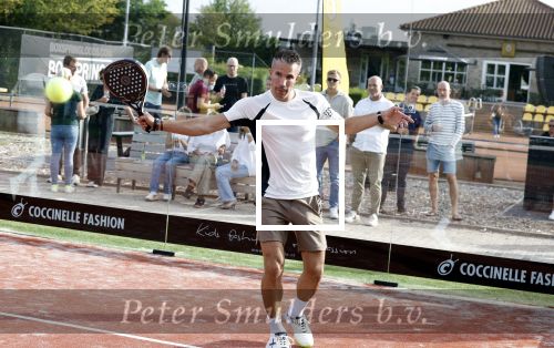 Capelle aan de IJssel 7 september 2022
Presentatie kleinglijn voor Padel van Robin van Persie en zijn vrouw Bouchra v Persie.