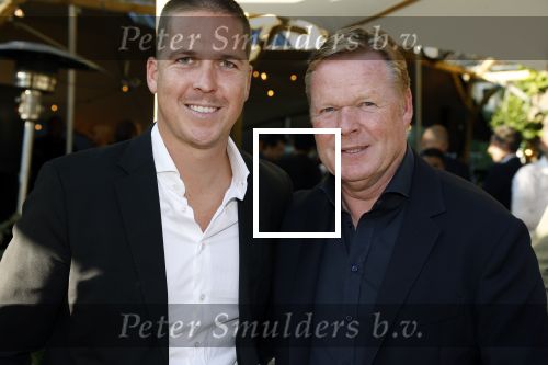 Aouderkerk aan de Amstel 31 augustus 2022
Herendiner Life after Football LAF bij paardenburg. Ook het blad met Ronald Koeman op de cover wordt gepresenteerd. Ronald en zoon Tim Koeman