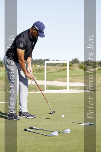 Amsterdam 1 september 2022
Golfwedstrijd Bart ter Haar en BMW dealer van Poelgeest op golfbaan the international. Ruud Gullit en zijn vriendin Karin de Rooij . Ruud werd deze dag 60 jaar oud.