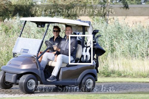 Amsterdam 1 september 2022
Golfwedstrijd Bart ter Haar en BMW dealer van Poelgeest op golfbaan the international. Ruud Gullit en zijn vriendin Karin de Rooij . Ruud werd deze dag 60 jaar oud.
