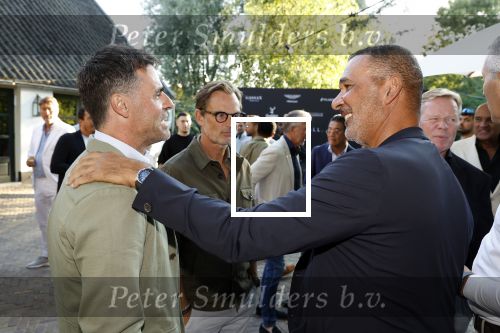 Aouderkerk aan de Amstel 31 augustus 2022
Herendiner Life after Football LAF bij paardenburg. Ook het blad met Ronald Koeman op de cover wordt gepresenteerd. Ruud Gullit Ronald de Boer en Kenneth Perez