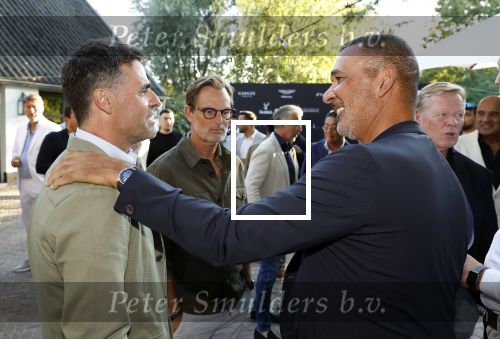 Aouderkerk aan de Amstel 31 augustus 2022
Herendiner Life after Football LAF bij paardenburg. Ook het blad met Ronald Koeman op de cover wordt gepresenteerd. Ruud Gullit Ronald de Boer en Kenneth Perez