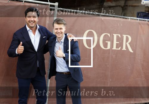 Amsterdam 10 september 2022
Sander Lusink met een collega voor de Oger winkel op de PC hooftstraat