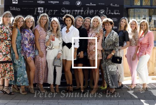 Amsterdam 1 september 2022
Talkies lunch bij restaurant Simply Fish.
Lunch met oa Leontine Borsato Olcay Gulsen Monique Westenberg Kristina Bozilovic ea