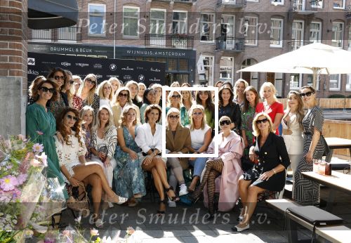 Amsterdam 1 september 2022
Talkies lunch bij restaurant Simply Fish.
Lunch met oa Leontine Borsato Olcay Gulsen Monique Westenberg Kristina Bozilovic ea