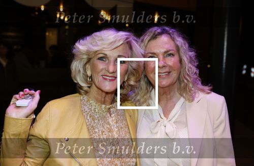 Gouda 22 maart 2022
Premiere Jon v Eerd in de Goudse Schouwburg.
Tineke Schouten kwam met een vriendin