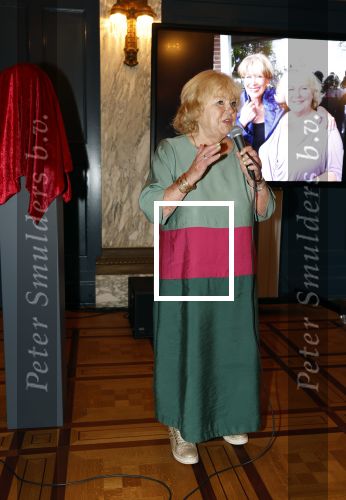 Den Haag 2 september 2022
Onthulling beeld Anneke Gronloh in de schouwburg van Den Haag . Tineke de Nooij