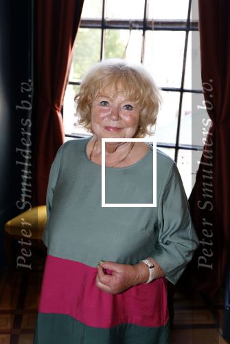 Den Haag 2 september 2022
Onthulling beeld Anneke Gronloh in de schouwburg van Den Haag . Tineke de Nooij