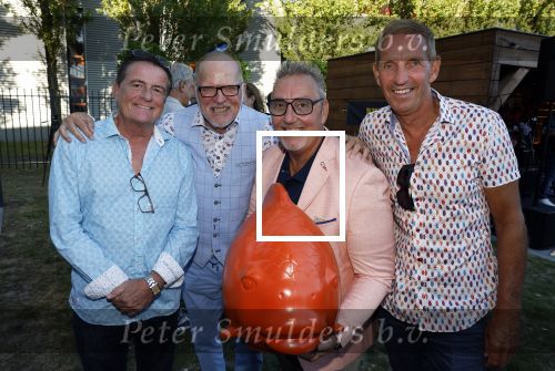 Lijnden 1 september 2022
Feest van kledingmerk  a fish named fred .
Willy v d Kerkhof  Robert Schalker Steven Rooks en Johnny Kraaykamp