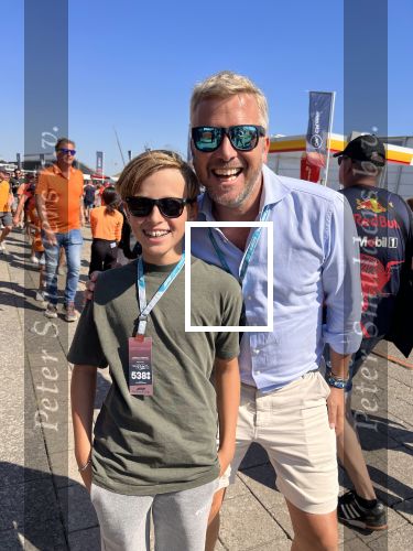 Zandvoort 3 september 2022
Nederlandse F1 Grand Prix op circuit Zandvoort.
Winston Gerschtanowitz met zijn jongste zoon
