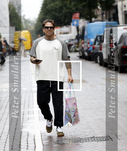 Amsterdam 27 juli 2023
Andre Hazes doet boodschap voor Monique op de PC Hooftstraat.