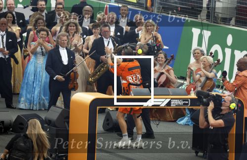 Zandvoort 27 augustus 2023
Grandprix F1 van Zandvoort gewonnen door Max Verstappen.
OA aanwezig Koning Willem Alexander Koningin Maxima Prinses Amalia en Prinses Alexia.
Andre Rieu en Dj Lafuente spelen het volkslied.
