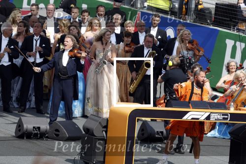 Zandvoort 27 augustus 2023
Grandprix F1 van Zandvoort gewonnen door Max Verstappen.
OA aanwezig Koning Willem Alexander Koningin Maxima Prinses Amalia en Prinses Alexia.
Andre Rieu en Dj Lafuente spelen het volkslied.