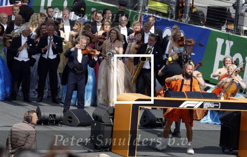 Zandvoort 27 augustus 2023
Grandprix F1 van Zandvoort gewonnen door Max Verstappen.
OA aanwezig Koning Willem Alexander Koningin Maxima Prinses Amalia en Prinses Alexia.
Andre Rieu en Dj Lafuente spelen het volkslied.