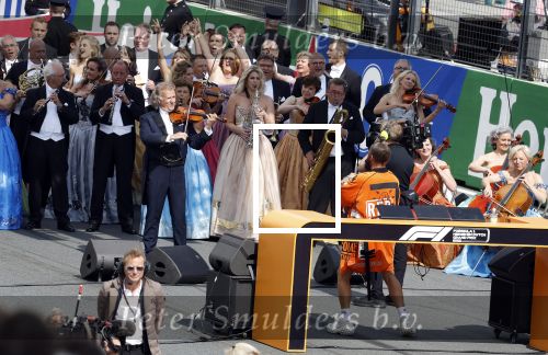 Zandvoort 27 augustus 2023
Grandprix F1 van Zandvoort gewonnen door Max Verstappen.
OA aanwezig Koning Willem Alexander Koningin Maxima Prinses Amalia en Prinses Alexia.
Andre Rieu en Dj Lafuente spelen het volkslied.