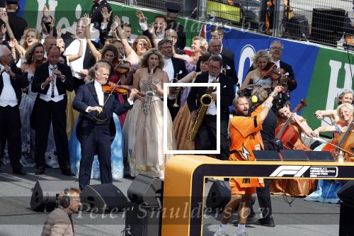 Zandvoort 27 augustus 2023
Grandprix F1 van Zandvoort gewonnen door Max Verstappen.
OA aanwezig Koning Willem Alexander Koningin Maxima Prinses Amalia en Prinses Alexia.
Andre Rieu en Dj Lafuente spelen het volkslied.