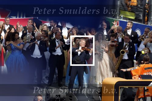 Zandvoort 27 augustus 2023
Grandprix F1 van Zandvoort gewonnen door Max Verstappen.
OA aanwezig Koning Willem Alexander Koningin Maxima Prinses Amalia en Prinses Alexia.
Andre Rieu en Dj Lafuente spelen het volkslied.