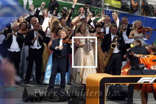 Zandvoort 27 augustus 2023
Grandprix F1 van Zandvoort gewonnen door Max Verstappen.
OA aanwezig Koning Willem Alexander Koningin Maxima Prinses Amalia en Prinses Alexia.
Andre Rieu en Dj Lafuente spelen het volkslied.