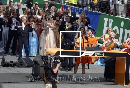 Zandvoort 27 augustus 2023
Grandprix F1 van Zandvoort gewonnen door Max Verstappen.
OA aanwezig Koning Willem Alexander Koningin Maxima Prinses Amalia en Prinses Alexia.
Andre Rieu en Dj Lafuente spelen het volkslied.