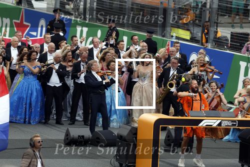 Zandvoort 27 augustus 2023
Grandprix F1 van Zandvoort gewonnen door Max Verstappen.
OA aanwezig Koning Willem Alexander Koningin Maxima Prinses Amalia en Prinses Alexia.
Andre Rieu en Dj Lafuente spelen het volkslied.