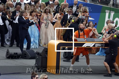 Zandvoort 27 augustus 2023
Grandprix F1 van Zandvoort gewonnen door Max Verstappen.
OA aanwezig Koning Willem Alexander Koningin Maxima Prinses Amalia en Prinses Alexia.
Andre Rieu en Dj Lafuente spelen het volkslied.