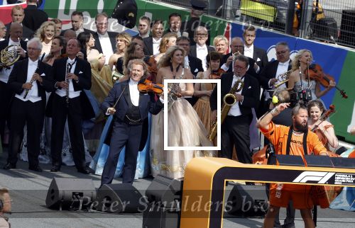 Zandvoort 27 augustus 2023
Grandprix F1 van Zandvoort gewonnen door Max Verstappen.
OA aanwezig Koning Willem Alexander Koningin Maxima Prinses Amalia en Prinses Alexia.
Andre Rieu en Dj Lafuente spelen het volkslied.