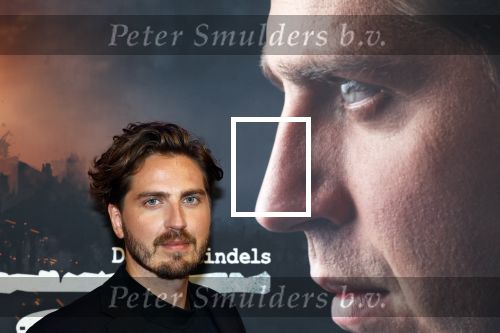 Barneveld 23 augustus 2023
Dorian Bindels en Soy Kroon gaan de mannelijke hoofdrollen spelen in 40-45 de Musical die door Studio 100 geproduceerd wordt . De vrouwelijke hoofdrollen worden vertolkt door Niniane Everaert en Gaia Aikman .De voorstelling gaat spelen in de midden Nederland hallen. Gert Verhulst is de bedenker. Renze Klamer presenteert het .