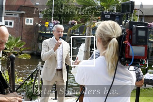 Amsterdam 29 juli 2023
Opnames videoclip Dries Roelvink bij the Harbour Club.