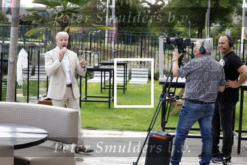 Amsterdam 29 juli 2023
Opnames videoclip Dries Roelvink bij the Harbour Club.