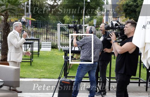 Amsterdam 29 juli 2023
Opnames videoclip Dries Roelvink bij the Harbour Club.