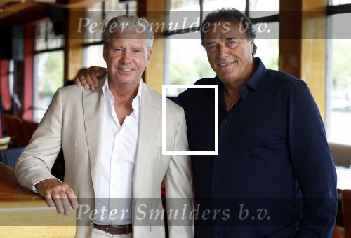 Amsterdam 29 juli 2023
Opnames videoclip Dries Roelvink bij the Harbour Club.
Dries Roelvink en Bram Koning