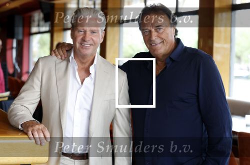 Amsterdam 29 juli 2023
Opnames videoclip Dries Roelvink bij the Harbour Club.
Dries Roelvink en Bram Koning