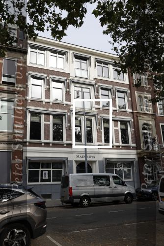 Rotterdam  24 augustus 2023
Erland Galjaard heeft  een prachtig appartement in Rotterdam gekocht . Het appartement kijkt uit op de erasmusbrug.