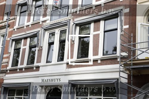 Rotterdam  24 augustus 2023
Erland Galjaard heeft  een prachtig appartement in Rotterdam gekocht . Het appartement kijkt uit op de erasmusbrug.