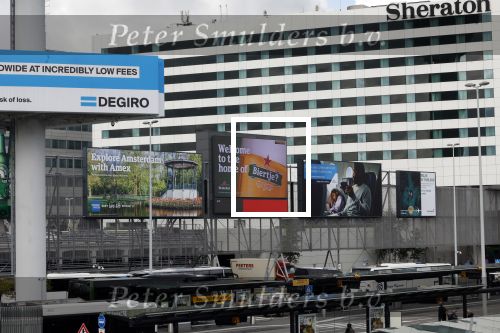 Schiphol 1 augustus 2023
Vakantie drukte op Schiphol. Heineken abri