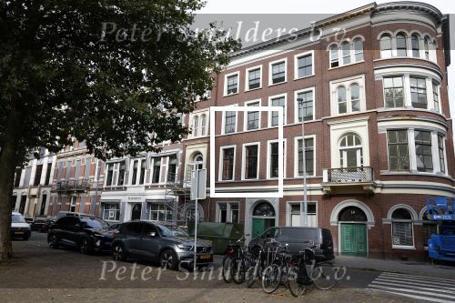Rotterdam  24 augustus 2023
Erland Galjaard heeft  een prachtig appartement in Rotterdam gekocht . Het appartement kijkt uit op de erasmusbrug.
