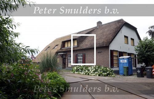 Haarzuilens Amsterdam 3 augustus 2023
De huizen van Ivo Niehe en zijn vrouw en zoons.
De nieuwe boerderij die verbouwd wordt in Haarzuilens