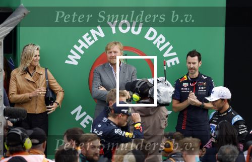 Zandvoort 27 augustus 2023
Grandprix F1 van Zandvoort gewonnen door Max Verstappen.
Koning Willem Alexander Koningin Maxima met Max Verstappen bij F1