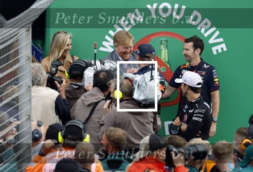 Zandvoort 27 augustus 2023
Grandprix F1 van Zandvoort gewonnen door Max Verstappen.
Koning Willem Alexander Koningin Maxima met Max Verstappen bij F1