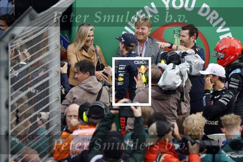 Zandvoort 27 augustus 2023
Grandprix F1 van Zandvoort gewonnen door Max Verstappen.
Koning Willem Alexander Koningin Maxima met Max Verstappen bij F1