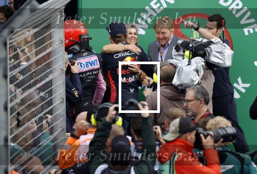 Zandvoort 27 augustus 2023
Grandprix F1 van Zandvoort gewonnen door Max Verstappen.
Koning Willem Alexander Koningin Maxima met Max Verstappen bij F1