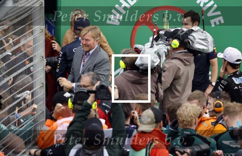 Zandvoort 27 augustus 2023
Grandprix F1 van Zandvoort gewonnen door Max Verstappen.
Koning Willem Alexander Koningin Maxima met Max Verstappen bij F1