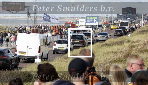 Zandvoort 26 augustus 2023
Koning Willem Alexander en prinses Amalia bij de training van de GP F1 op Zandvoort.
Auto\'s koning Willem Alexander inclusief beveiliging